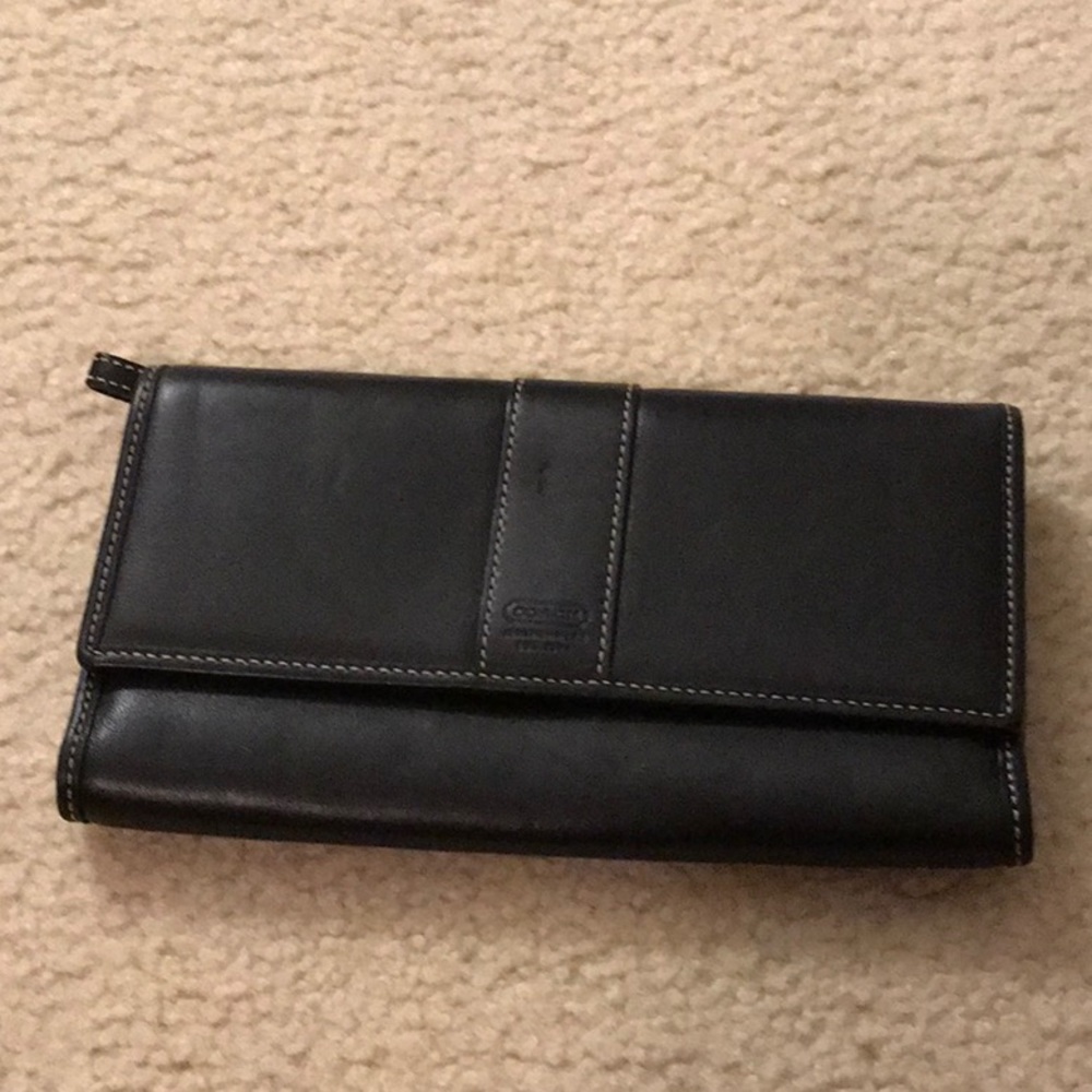 Black leather Coach wallet